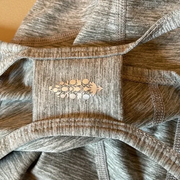 NWT FREE PEOPLE MOVEMENT ASHFORD SIDE TO SIDE PERFORMANCE JUMPSUIT SIZE XS - Picture 5 of 10